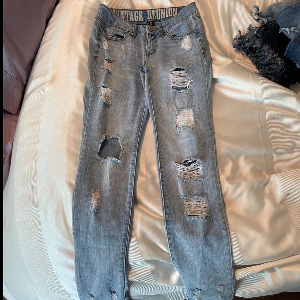 Vintage reunion ripped jeans